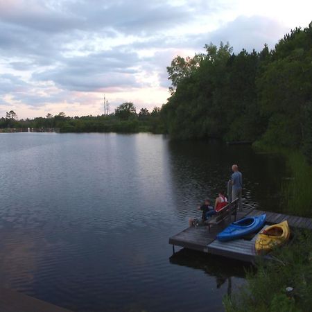 Mallards' Landing Hotel Hayward Zewnętrze zdjęcie